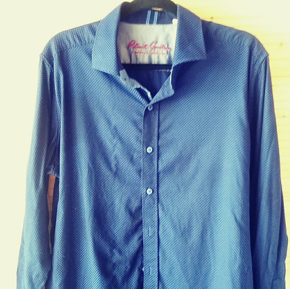 Robert Graham navy shirt